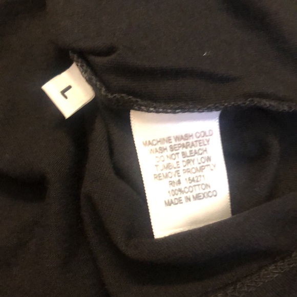 NWOT Tyra Banks ModelLand “__,but make it Fashion” Short Sleeve Tee Size Large - Picture 10 of 15